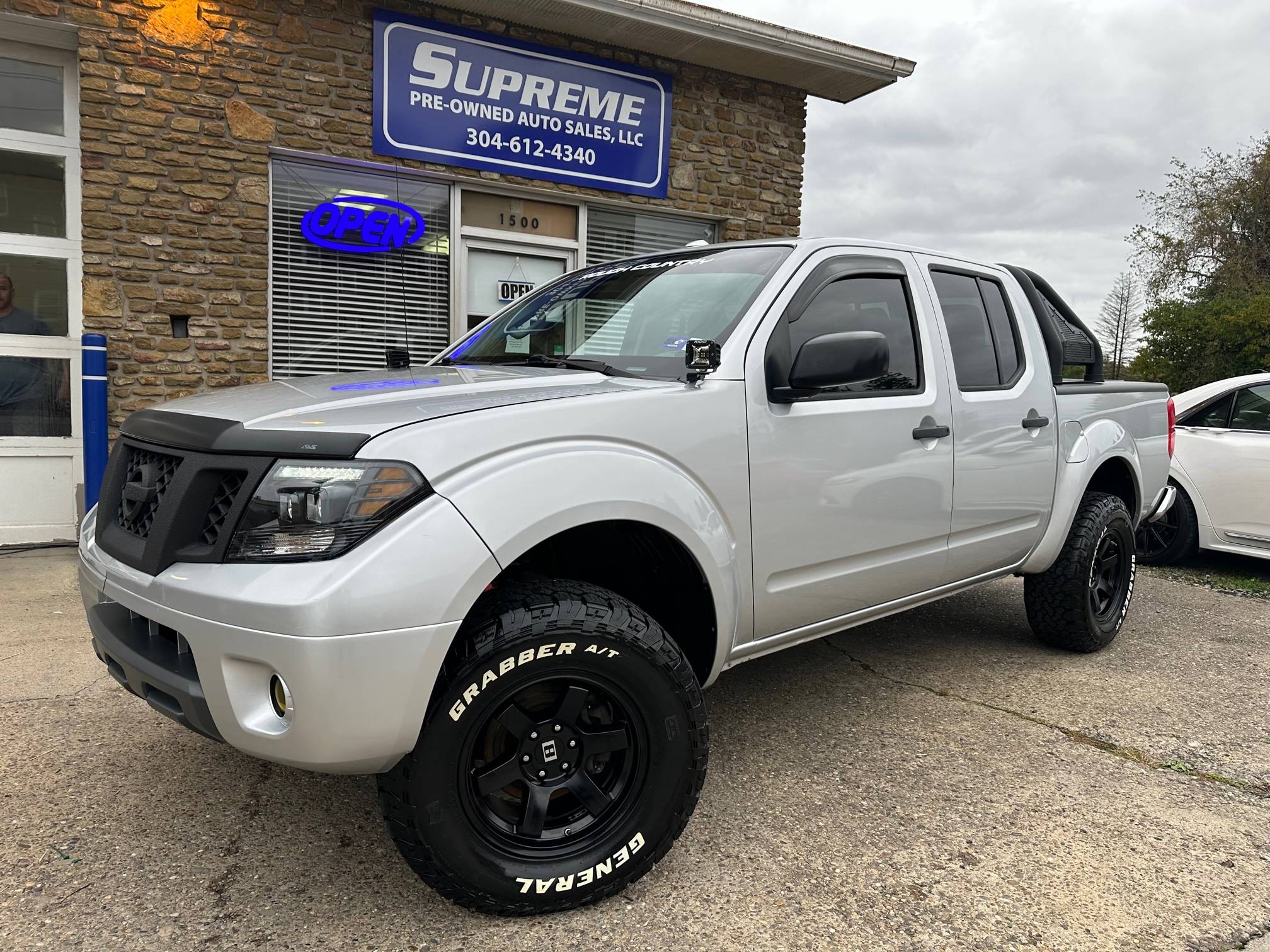 Read more about the article 2016 Nissan Frontier SV Crew Cab 4×4 6 Spd